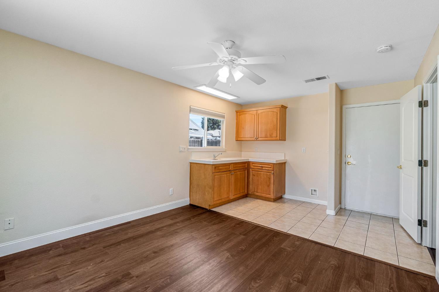 293 Post Ave, Sanger, CA 93657