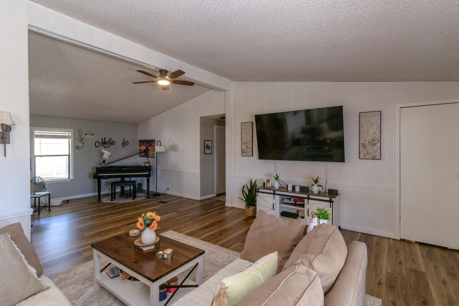 3550 N Duke Ave #47, Fresno, CA 93727