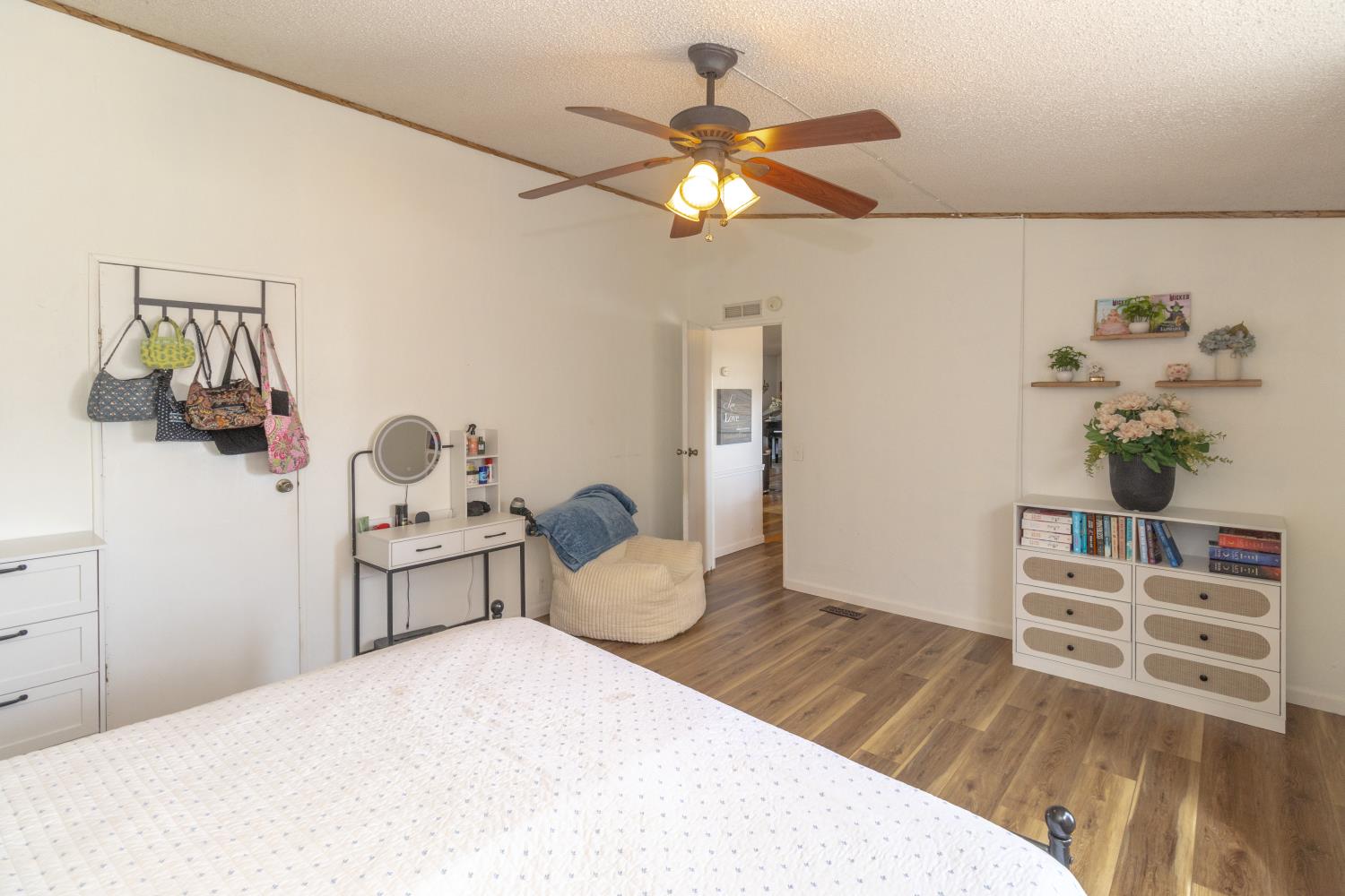3550 N Duke Ave #47, Fresno, CA 93727