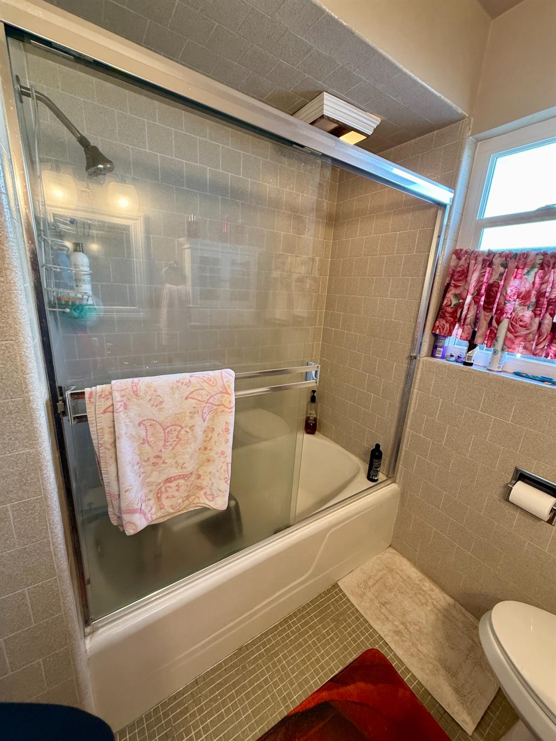 1313 E Griffith Way, Fresno, CA 93704
