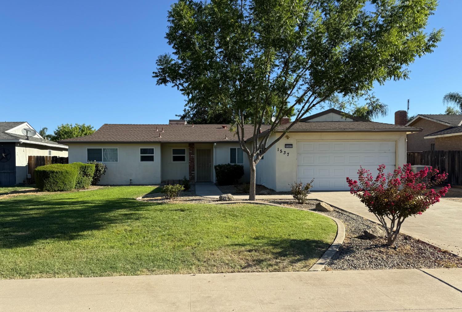 1537 Gettysburg Ave, Clovis, CA 93611
