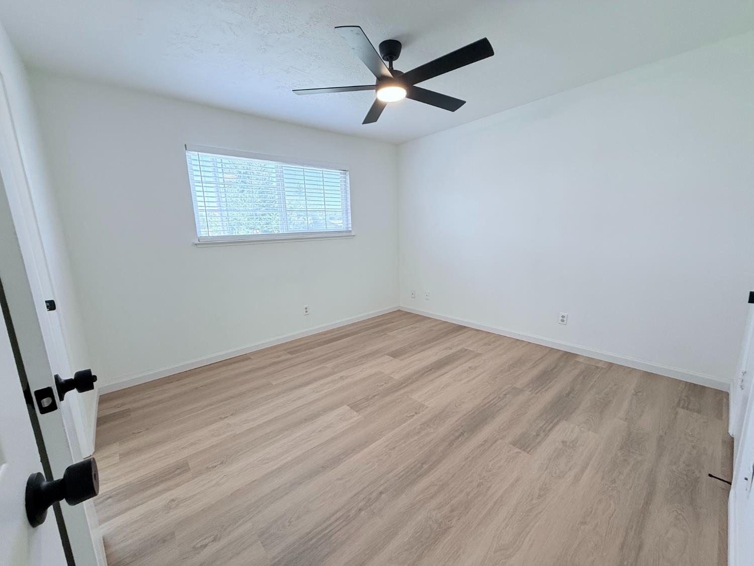 1537 Gettysburg Ave, Clovis, CA 93611