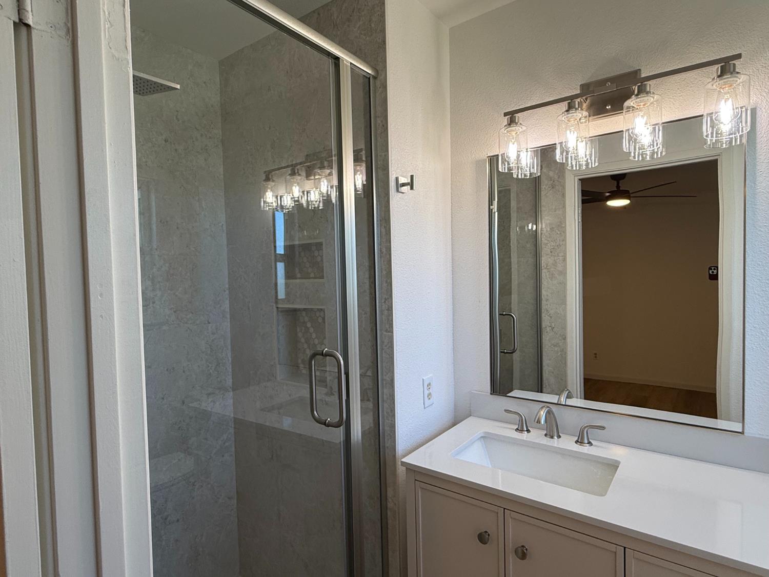 1537 Gettysburg Ave, Clovis, CA 93611