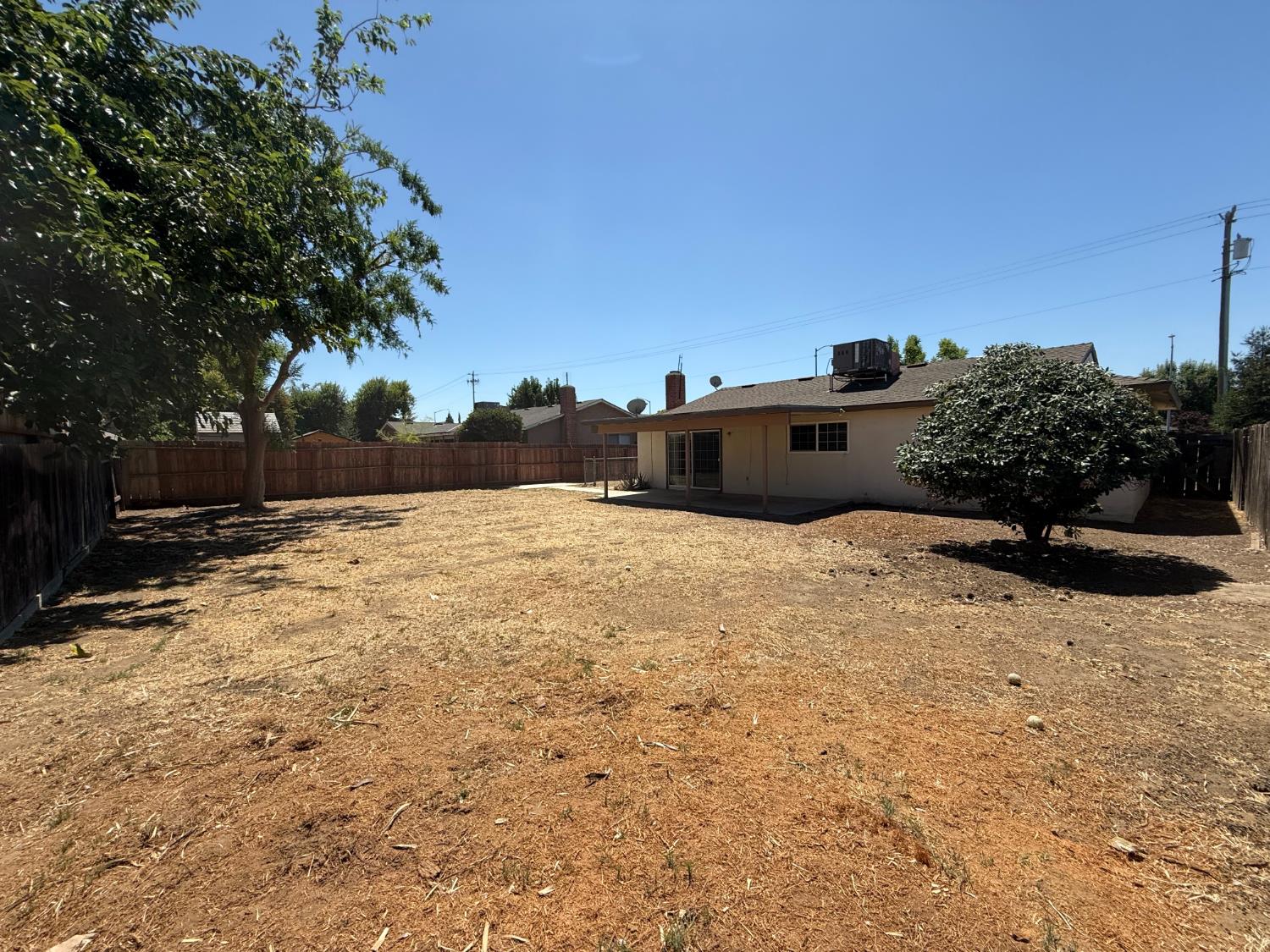 1537 Gettysburg Ave, Clovis, CA 93611
