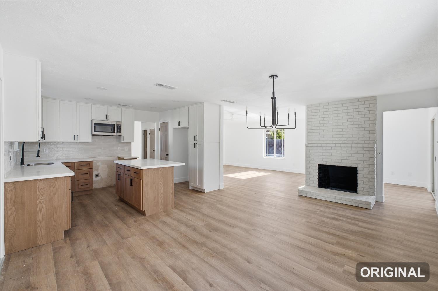 1064 Carey Ave, Clovis, CA 93611