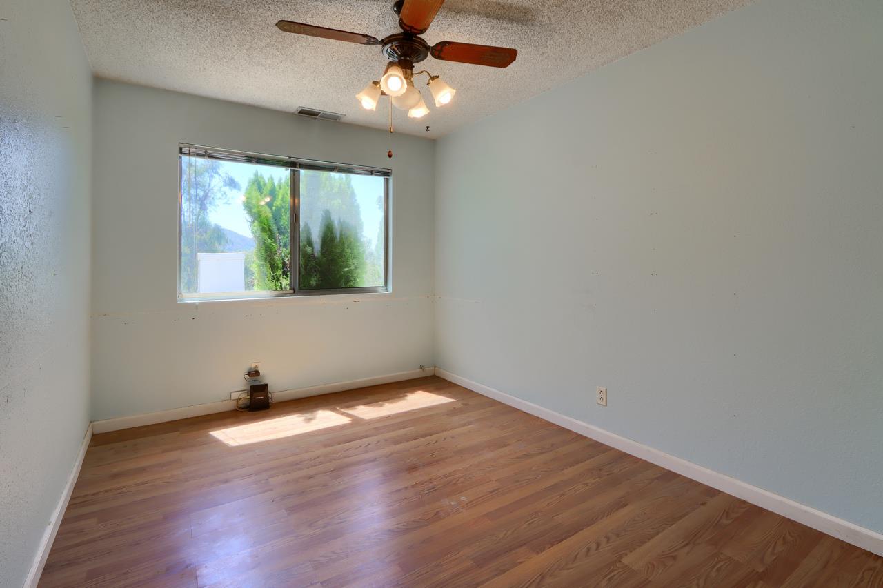 46316 Eastwood Dr S, Oakhurst, CA 93644