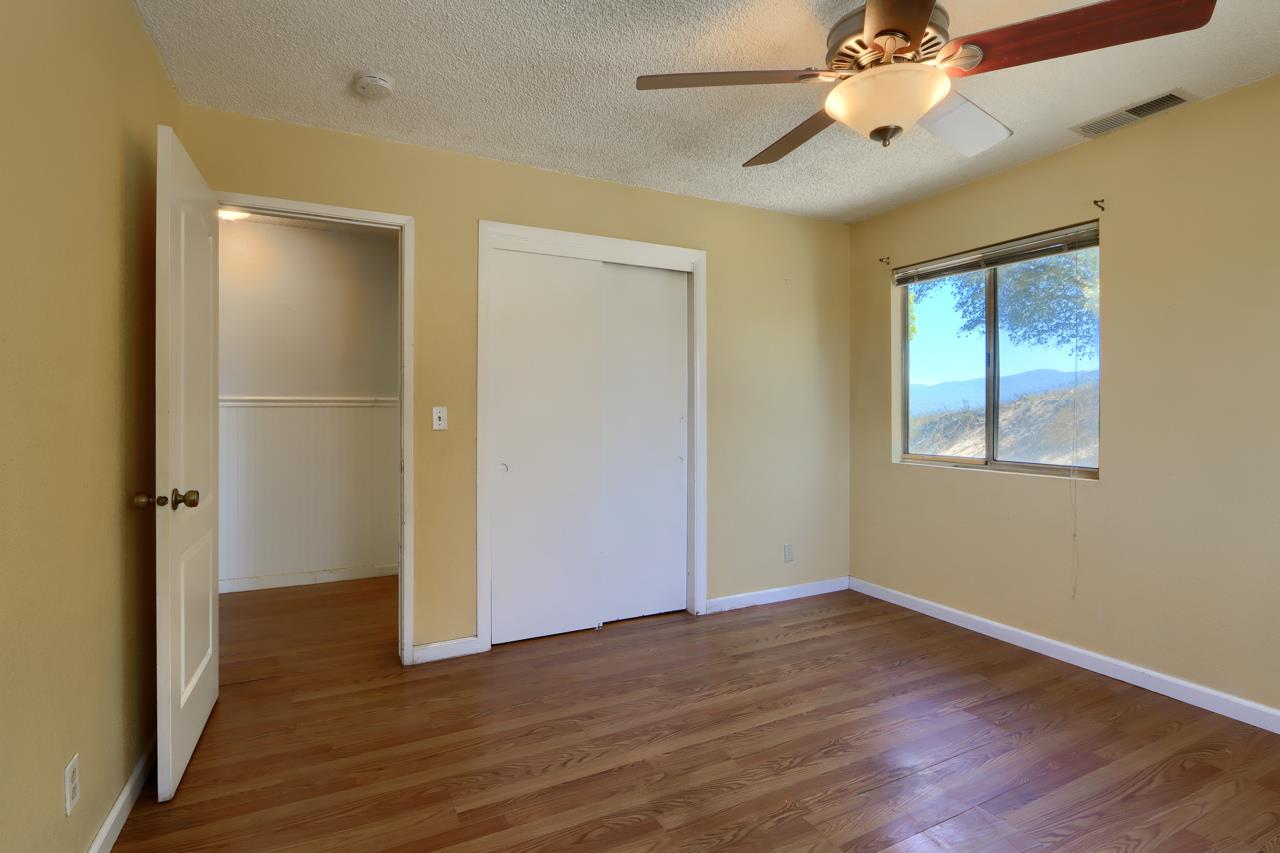 46316 Eastwood Dr S, Oakhurst, CA 93644