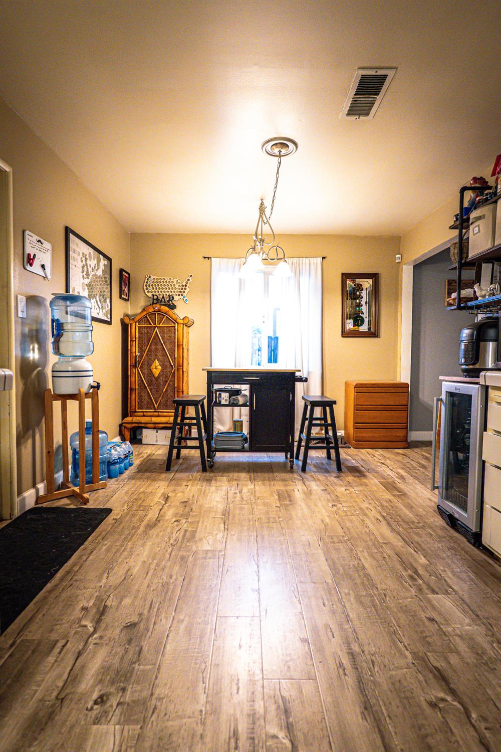 2404 Dewitt Ave, Clovis, CA 93612