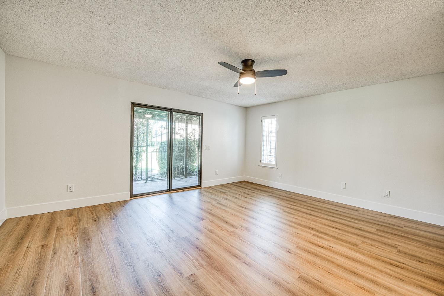 4985 E Butler #124, Fresno, CA 93727