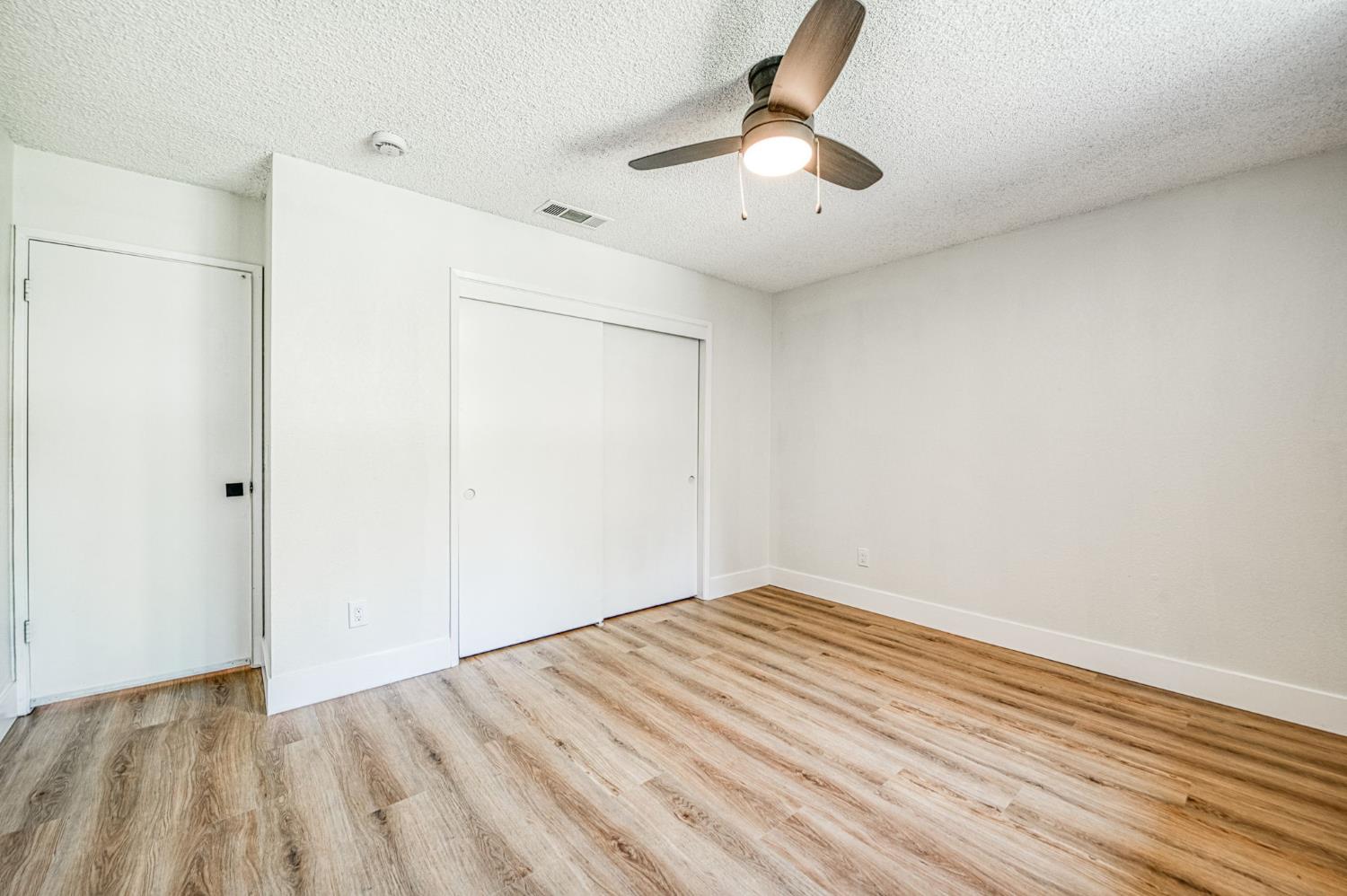 4985 E Butler #124, Fresno, CA 93727