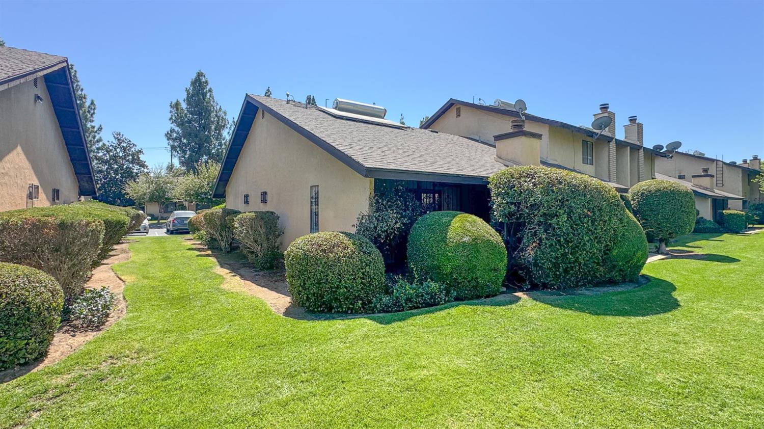 4985 E Butler #124, Fresno, CA 93727