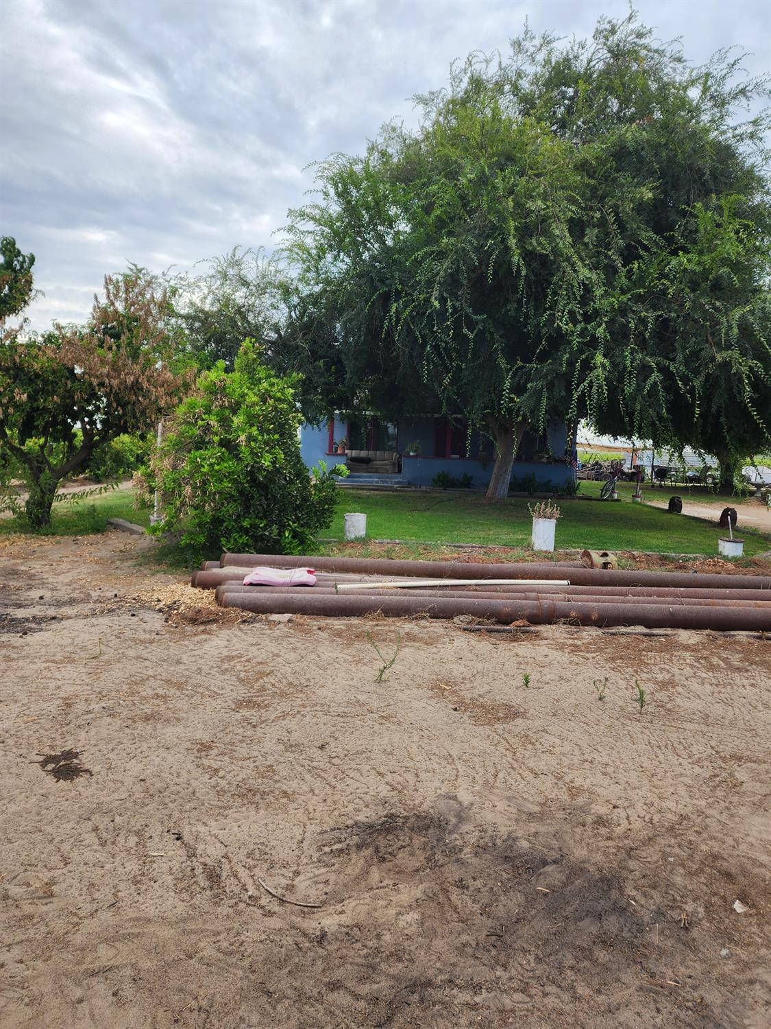 9410 S Fruit Ave, Fresno, CA 93706