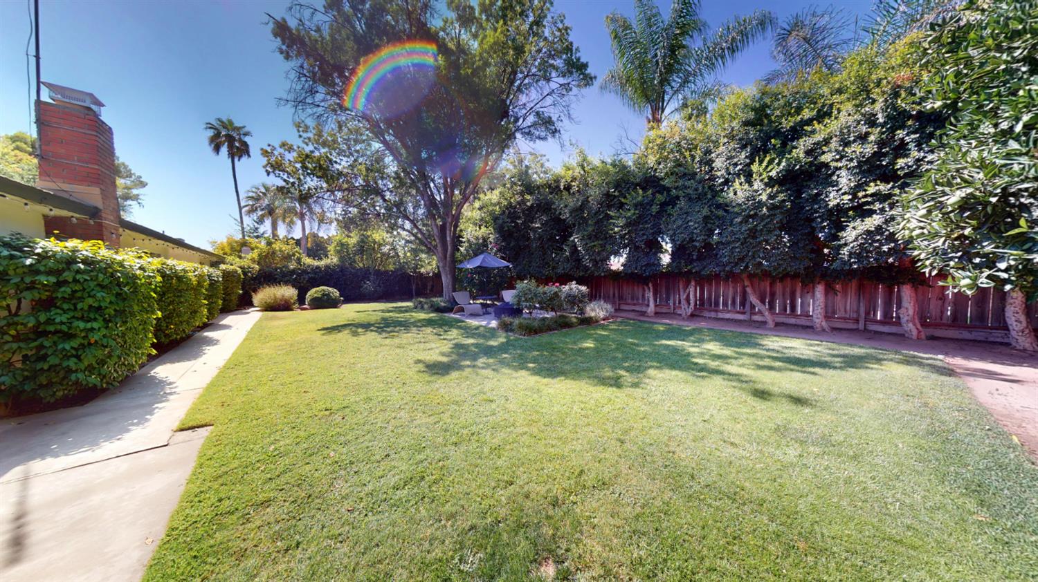 3222 W Dovewood Ln, Fresno, CA 93711