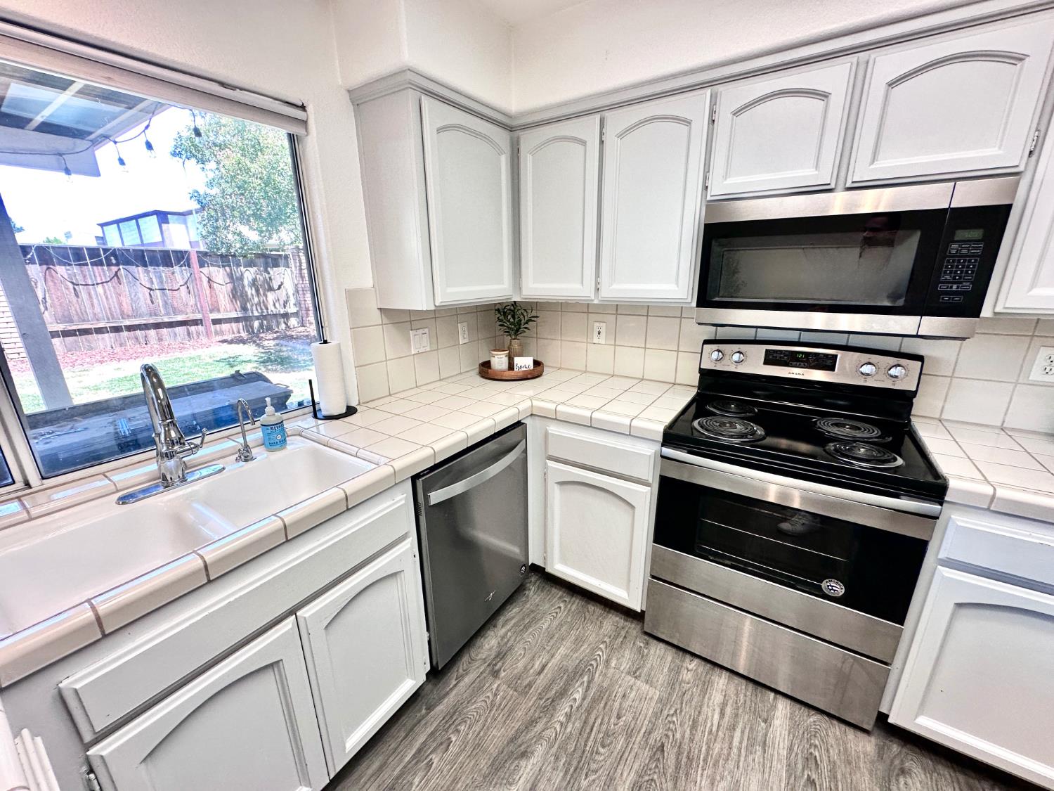 1426 E Salem Ave, Fresno, CA 93720