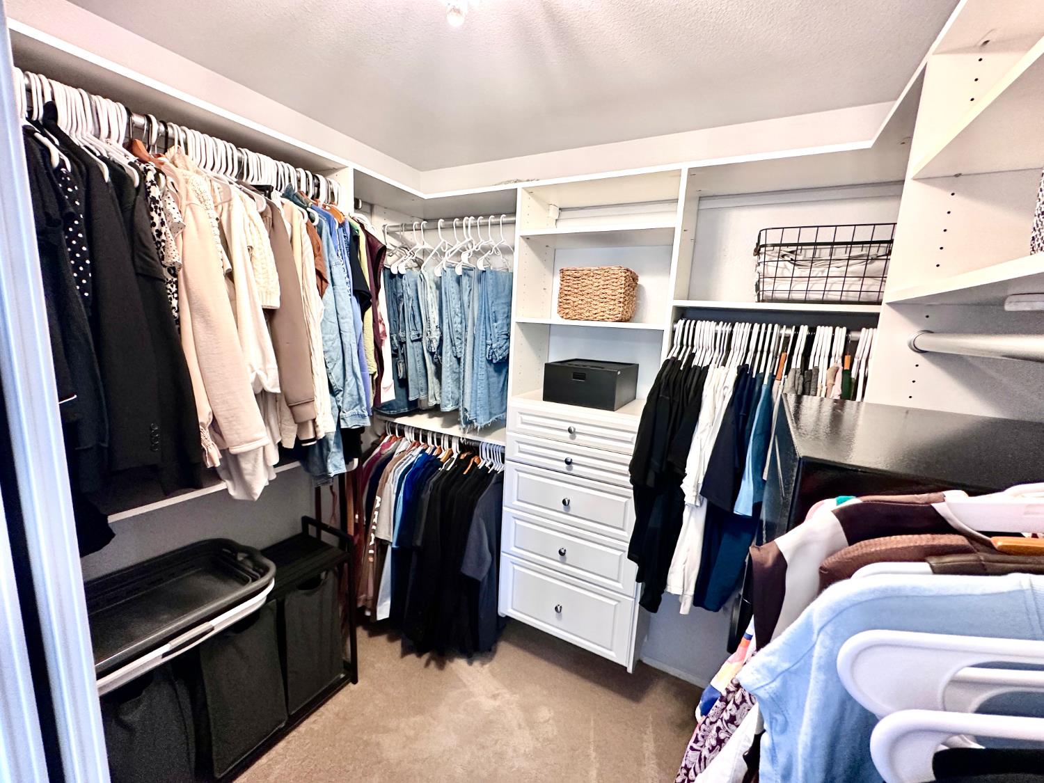1426 E Salem Ave, Fresno, CA 93720