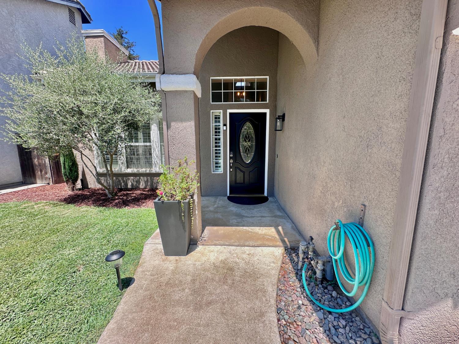 1426 E Salem Ave, Fresno, CA 93720