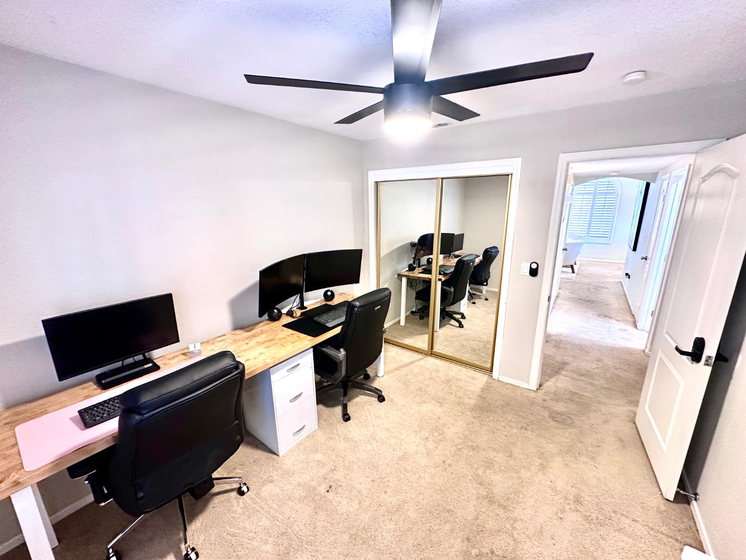 1426 E Salem Ave, Fresno, CA 93720
