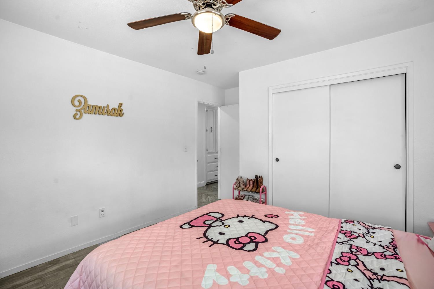 4690 N Barton Ave, Fresno, CA 93726