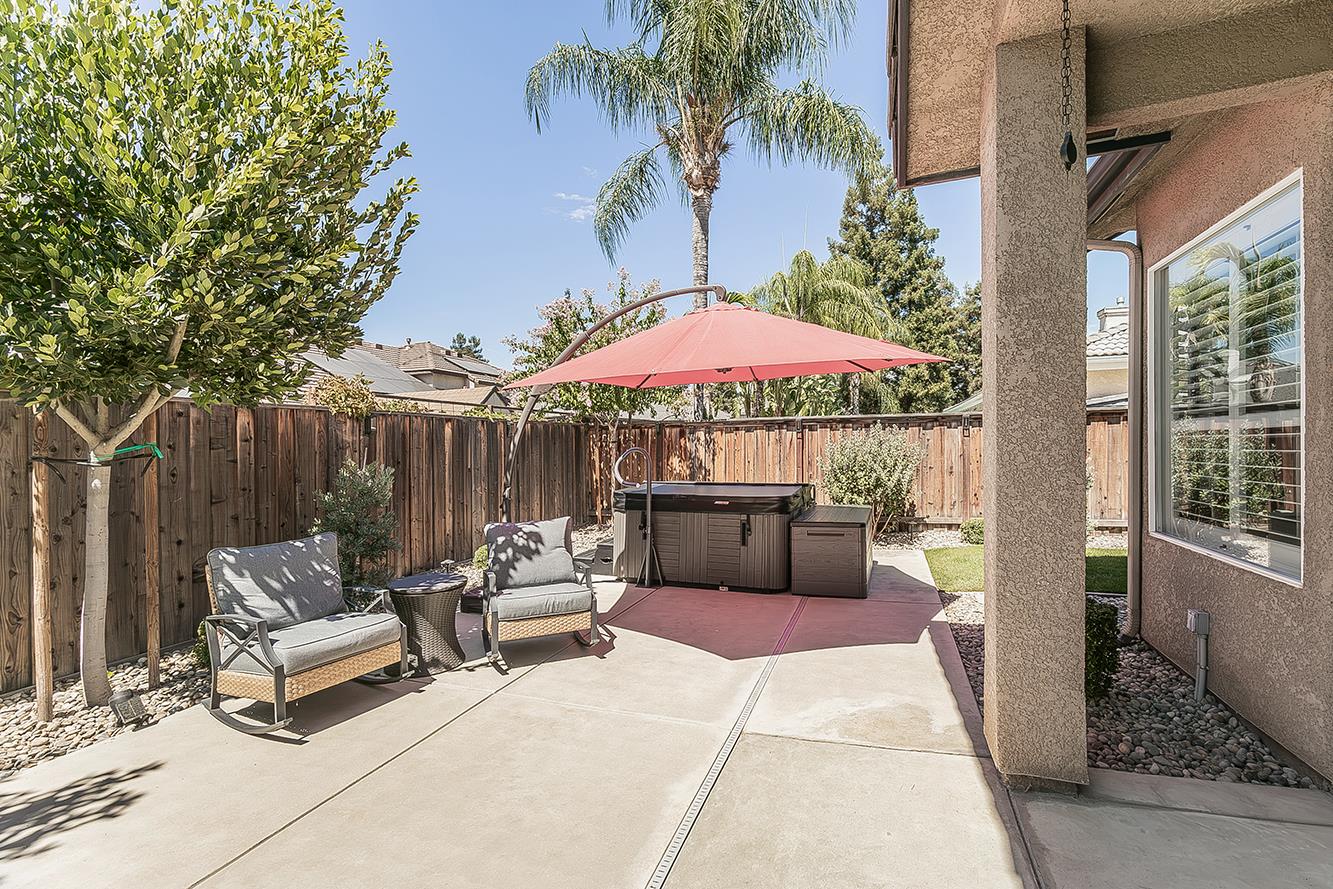 4994 W Minarets Ave, Fresno, CA 93722