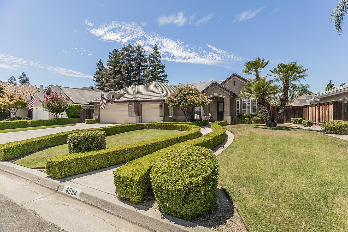 4994 W Minarets Ave, Fresno, CA 93722