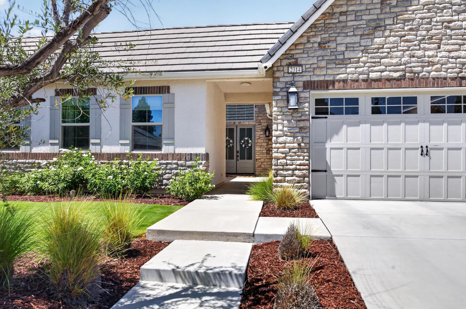 2314 E Kynzlee Ave, Fresno, CA 93730