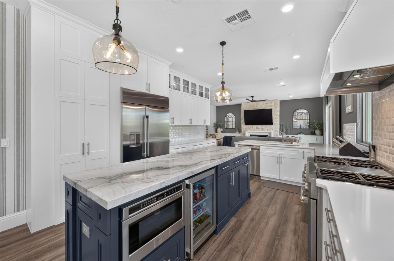 2314 E Kynzlee Ave, Fresno, CA 93730