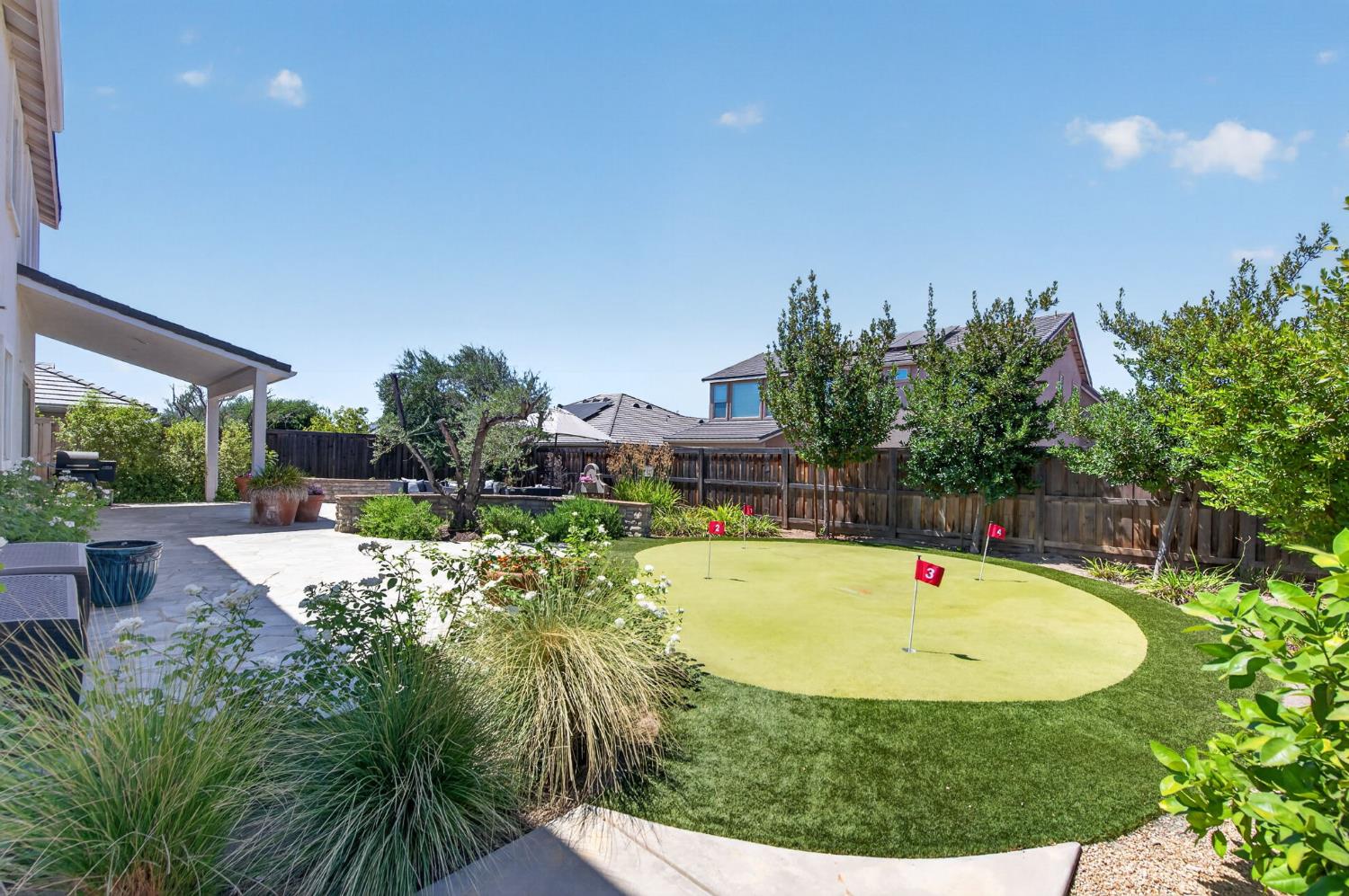 2314 E Kynzlee Ave, Fresno, CA 93730