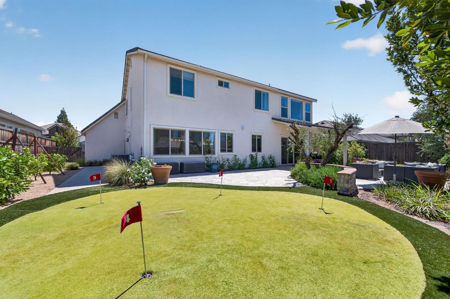 2314 E Kynzlee Ave, Fresno, CA 93730