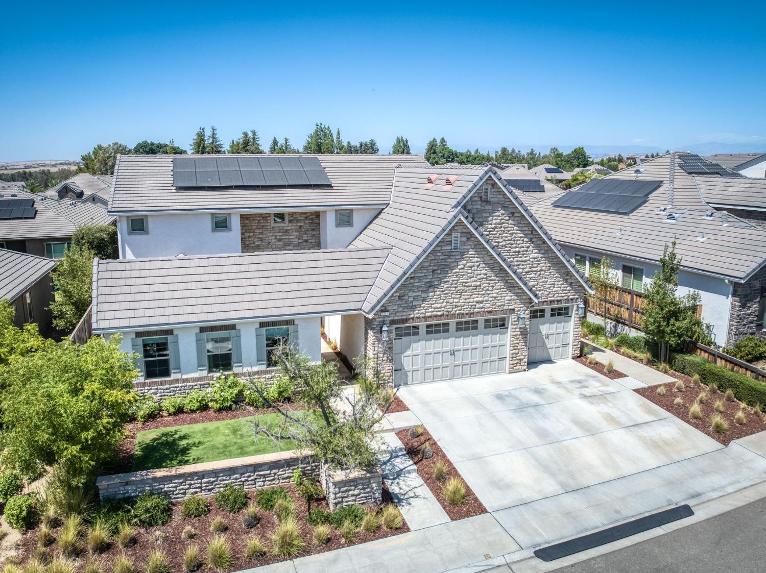 2314 E Kynzlee Ave, Fresno, CA 93730