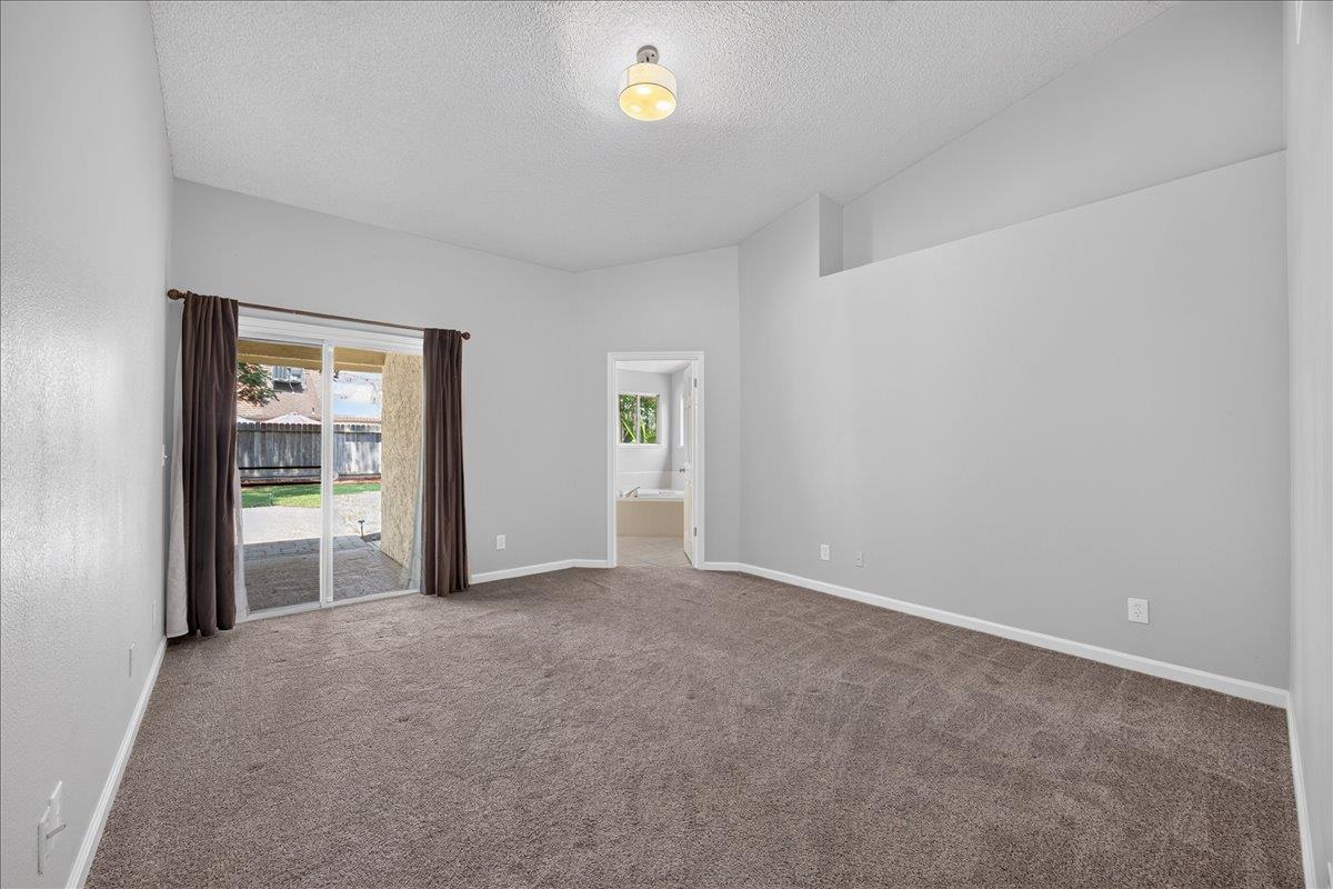 2539 Stuart Ave, Clovis, CA 93611