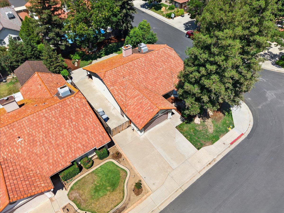 2539 Stuart Ave, Clovis, CA 93611