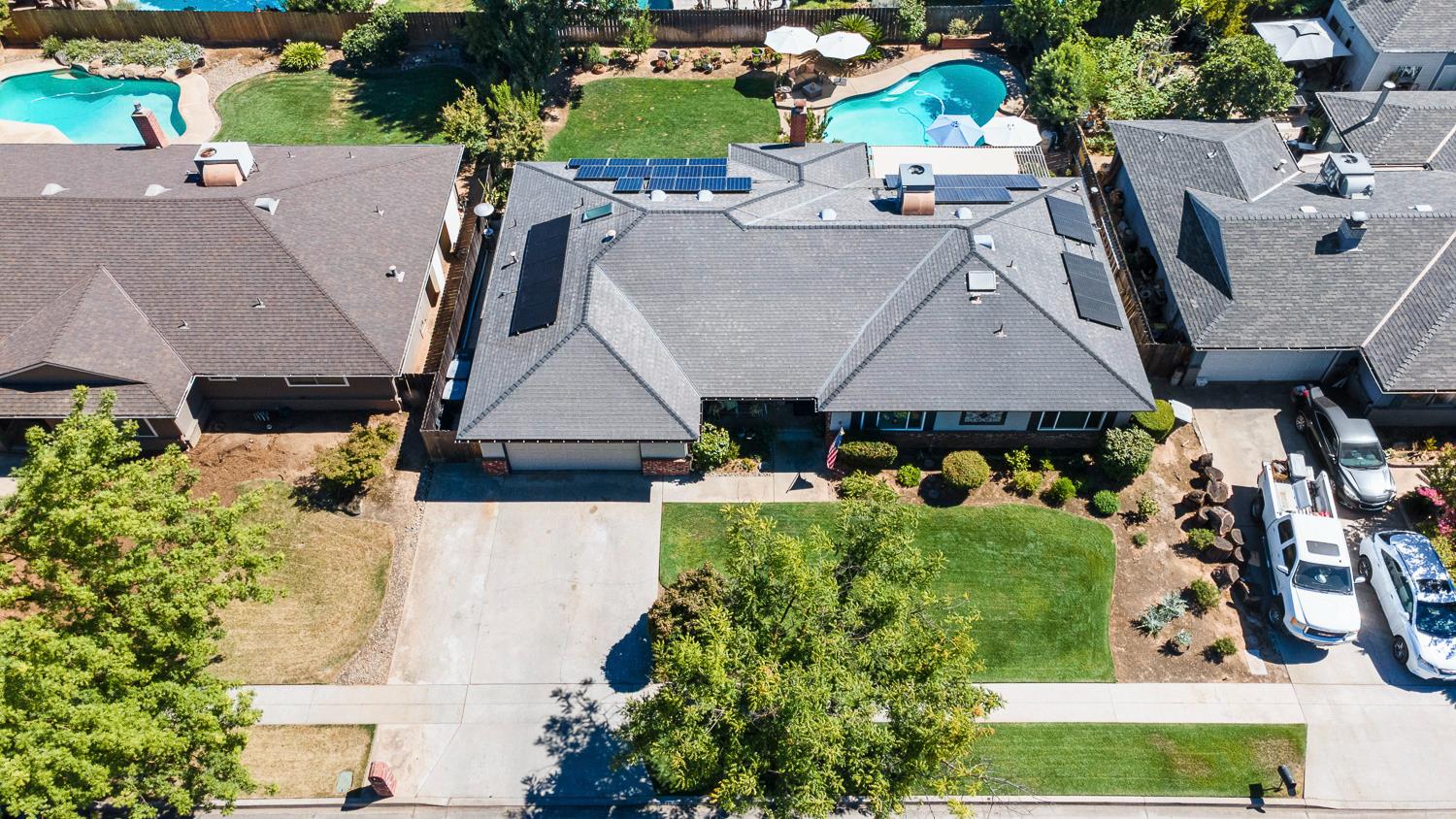 1325 W Magill Ave, Fresno, CA 93711