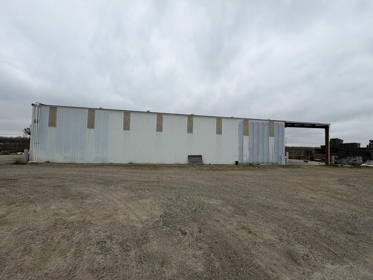 6837 S Granada, Madera, CA 93637