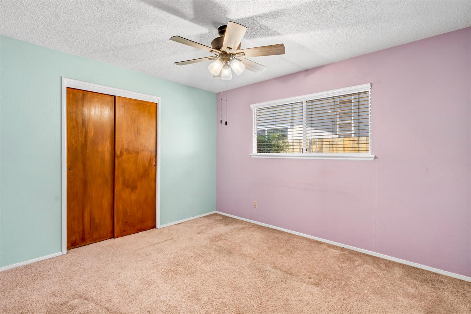 5618 N 9Th St, Fresno, CA 93710
