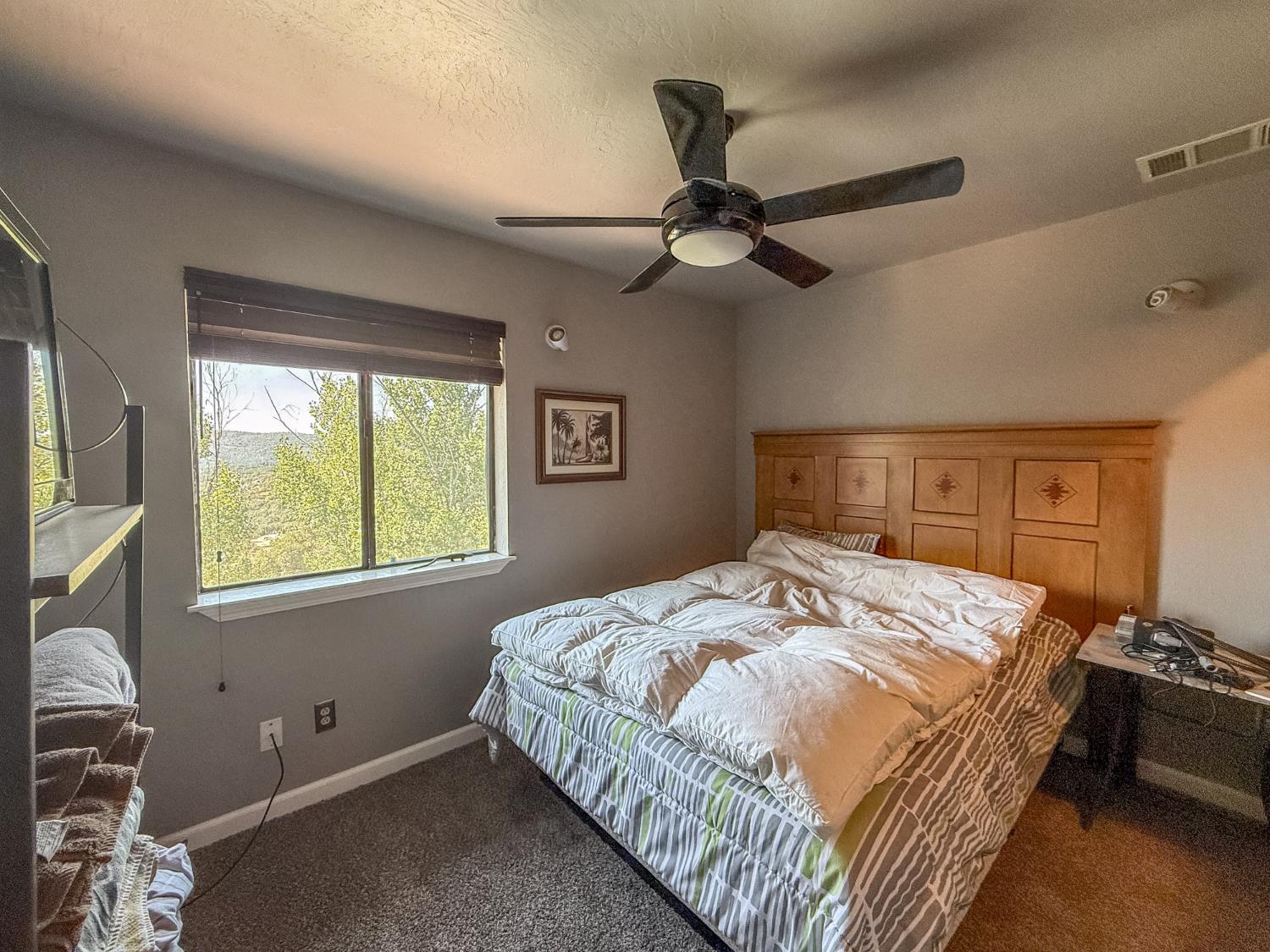 42306 Snowline Ct, Oakhurst, CA 93644