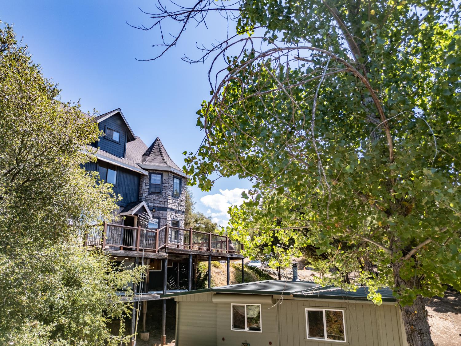 42306 Snowline Ct, Oakhurst, CA 93644