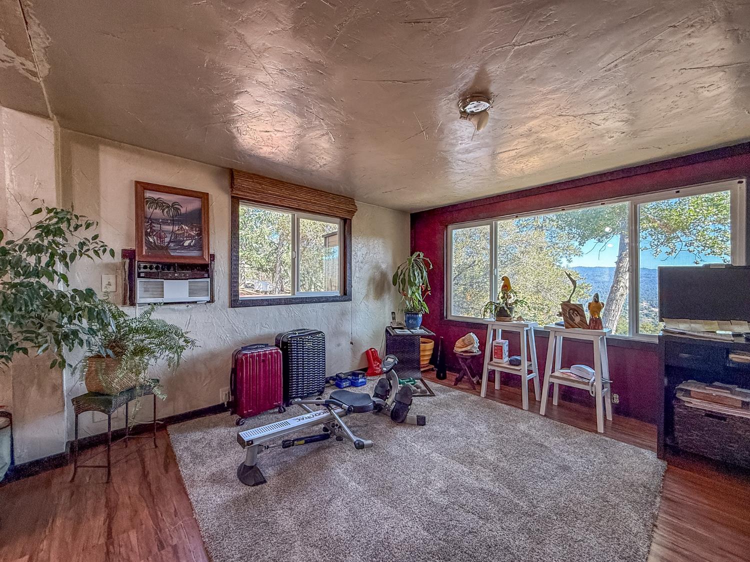 42306 Snowline Ct, Oakhurst, CA 93644