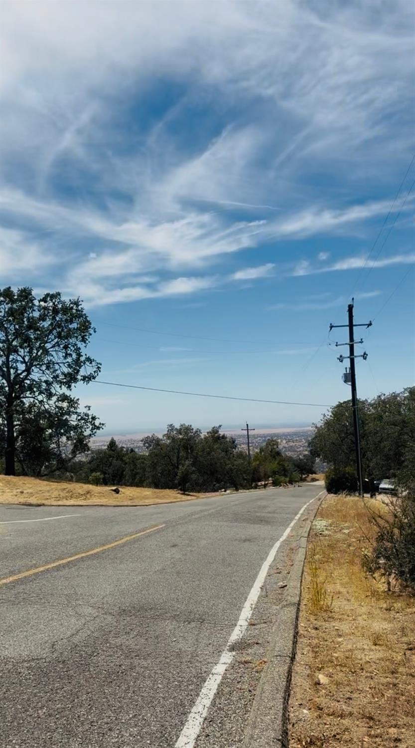 41173 Lilley Mountain Dr, Coarsegold, CA 93614