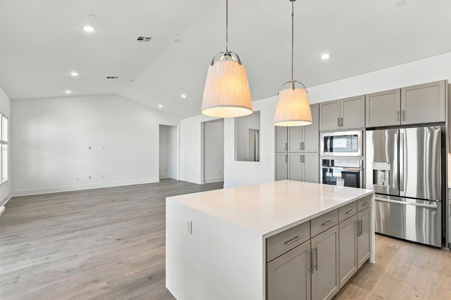 17055 Ta-Wan-Ka Rd, Apple Valley, CA 92307