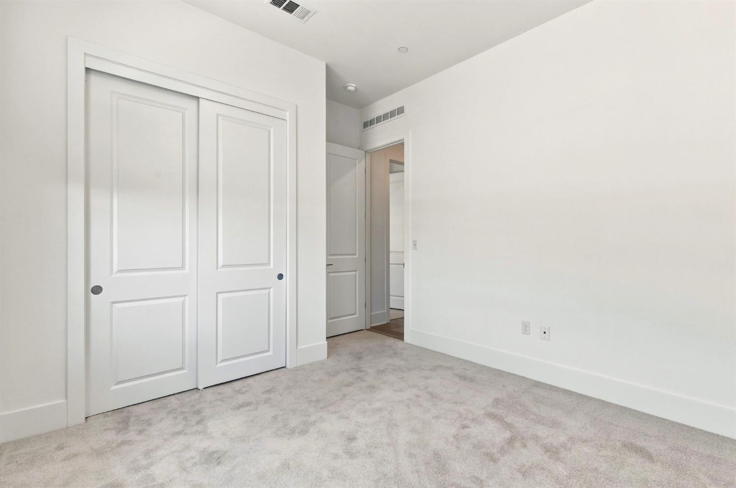 17055 Ta-Wan-Ka Rd, Apple Valley, CA 92307