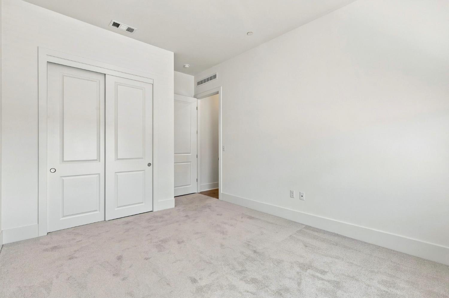17055 Ta-Wan-Ka Rd, Apple Valley, CA 92307
