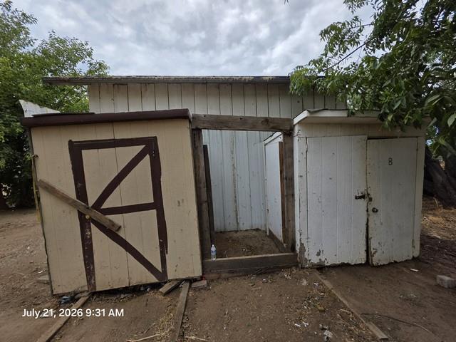 5166 E Tulare St, Fresno, CA 93727