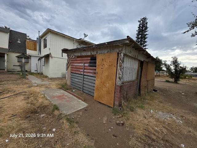 5166 E Tulare St, Fresno, CA 93727
