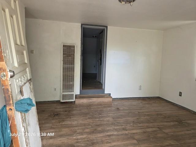 5166 E Tulare St, Fresno, CA 93727