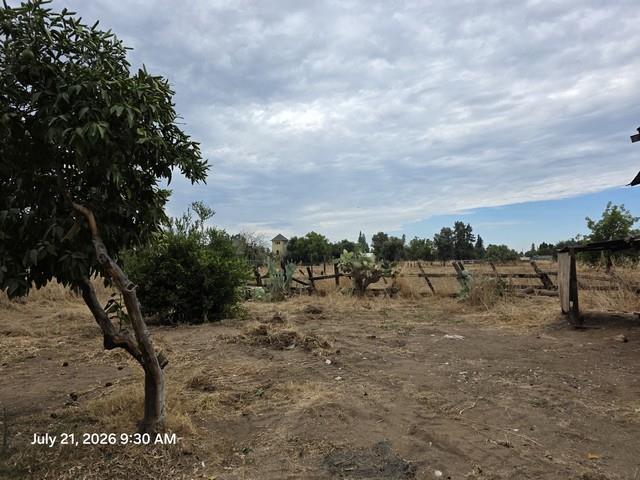 5166 E Tulare St, Fresno, CA 93727