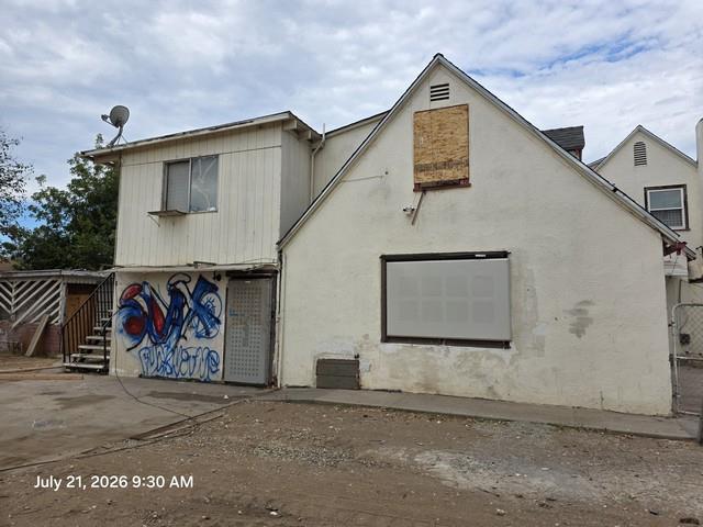 5166 E Tulare St, Fresno, CA 93727
