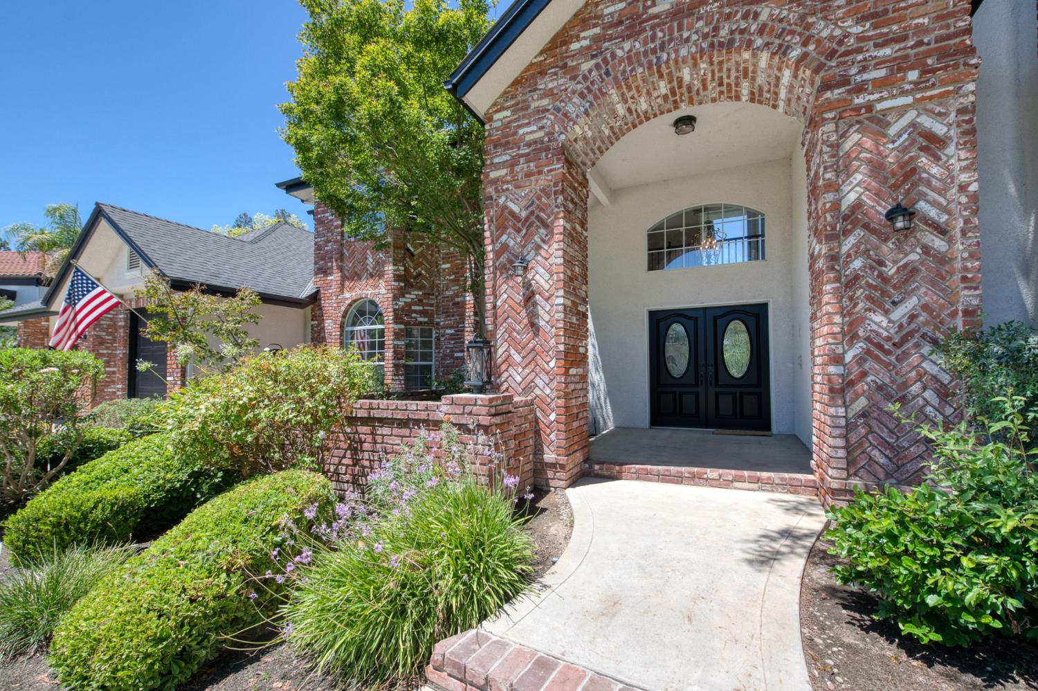 9935 N Madison Ridge Rd, Fresno, CA 93720