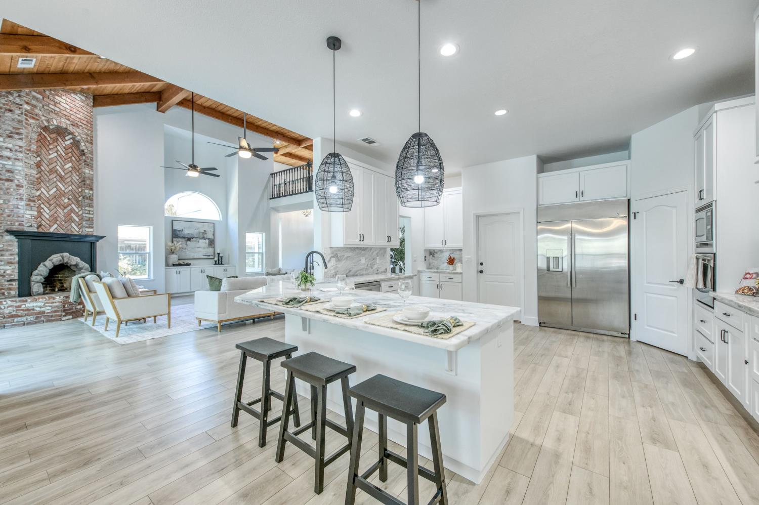 9935 N Madison Ridge Rd, Fresno, CA 93720