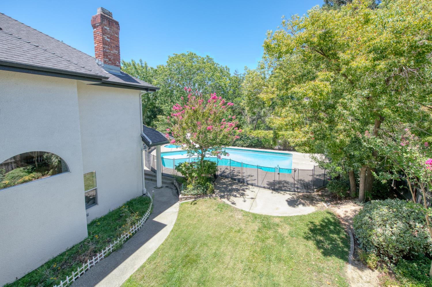 9935 N Madison Ridge Rd, Fresno, CA 93720