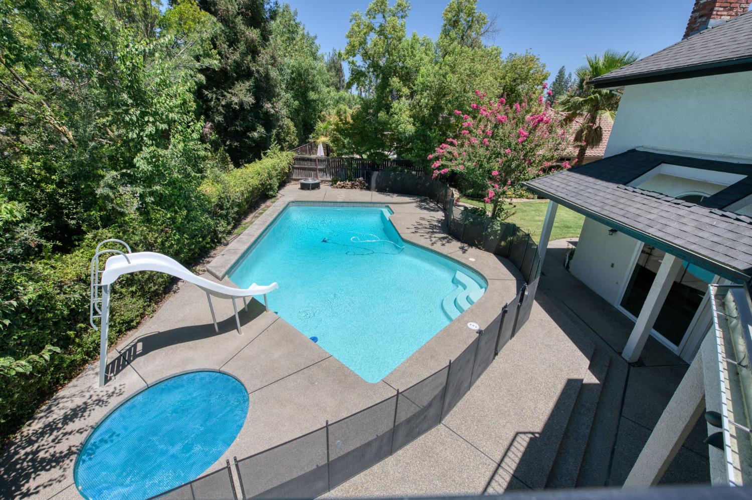 9935 N Madison Ridge Rd, Fresno, CA 93720